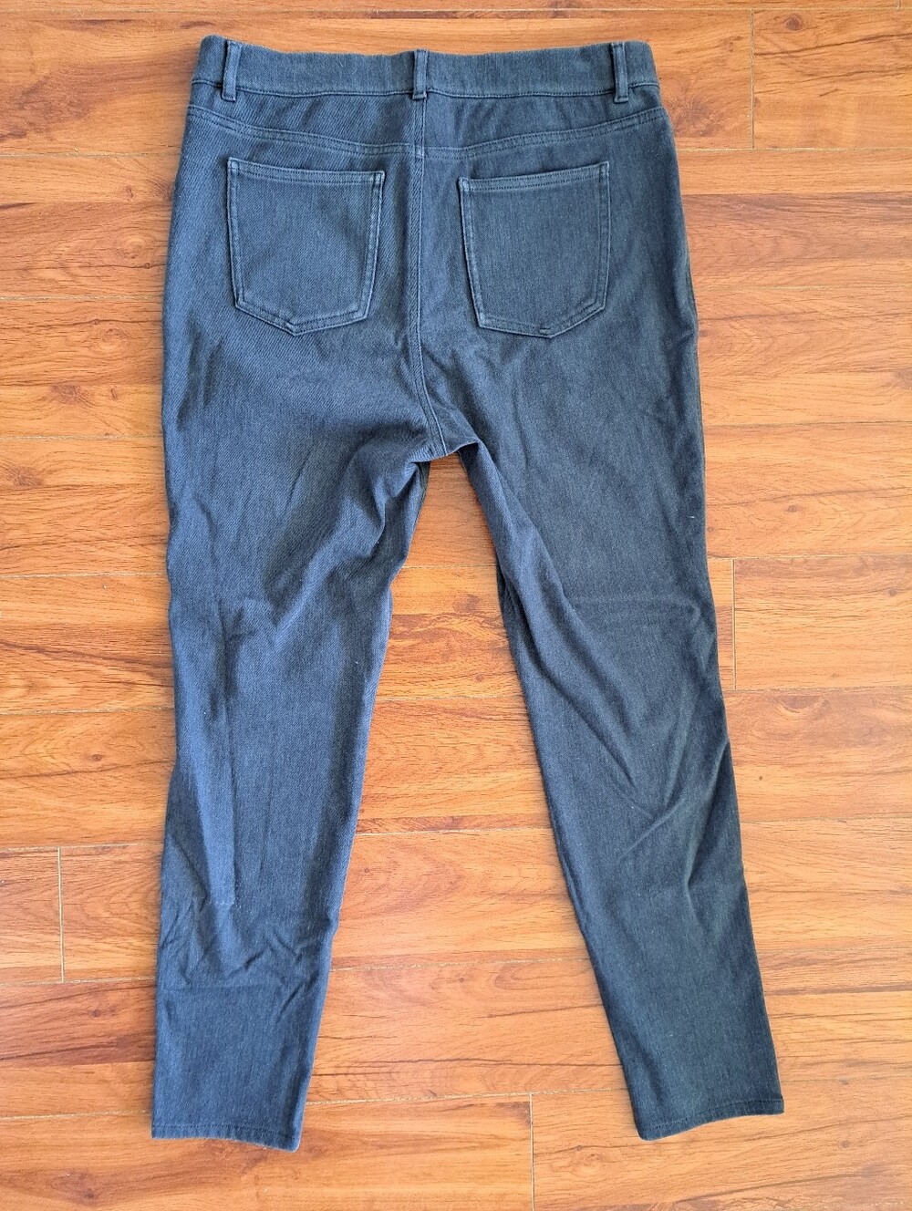 Clearance! Uniqlo Heattech Indigo Skinny Jeans - Picture 5 of 6